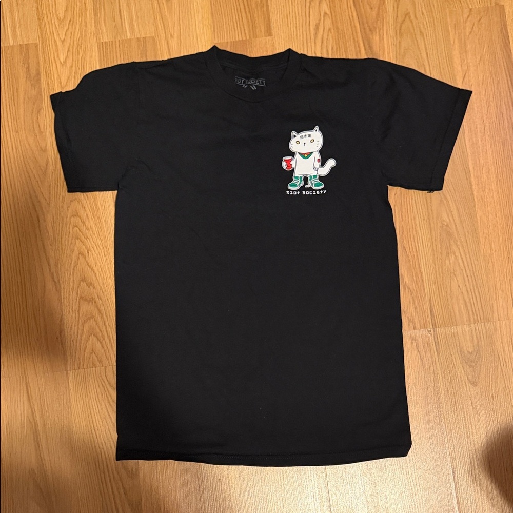 Riot Society | Black Sugee Kanji Cat Lucky Soup Graphic Casual T-shirt Size S